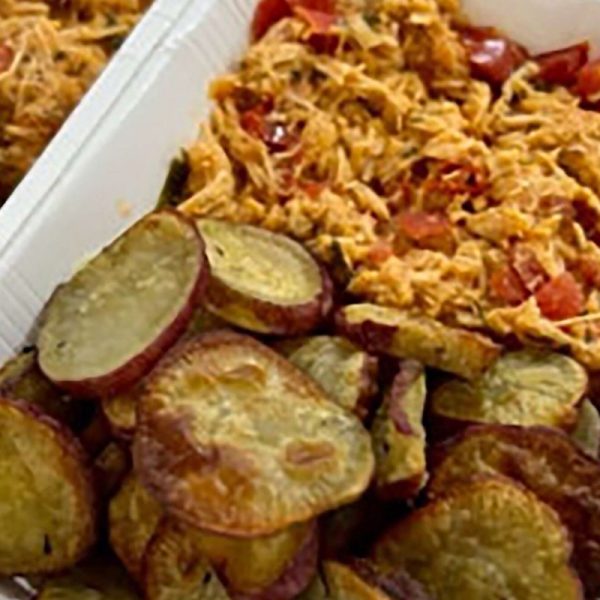 Frango Desfiado + Batata Doce Rústica com Alecrim