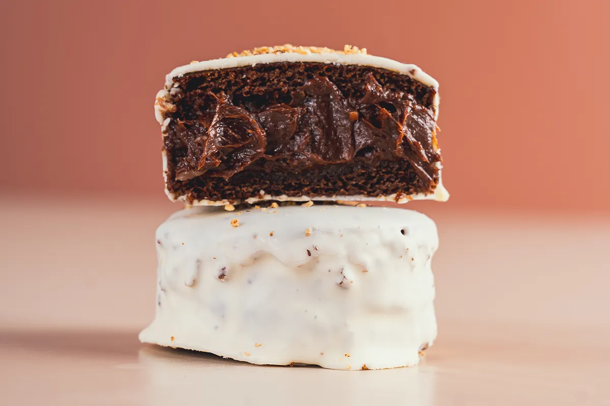 Pão de Mel Fit de Chocolate Branco Recheado de Avelã Trufado