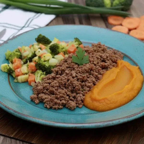 Patinho Moído, Purê de Abóbora e Mix de legumes